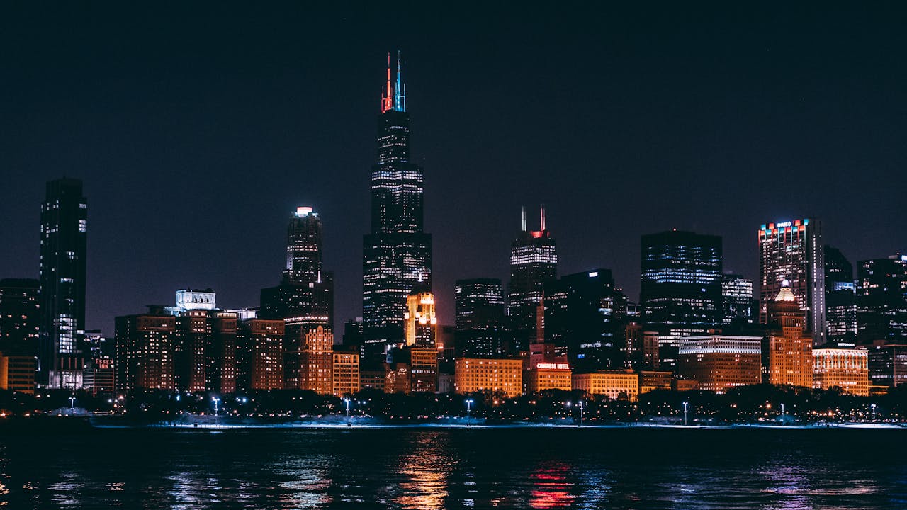 Downtown Chicago skyline at night