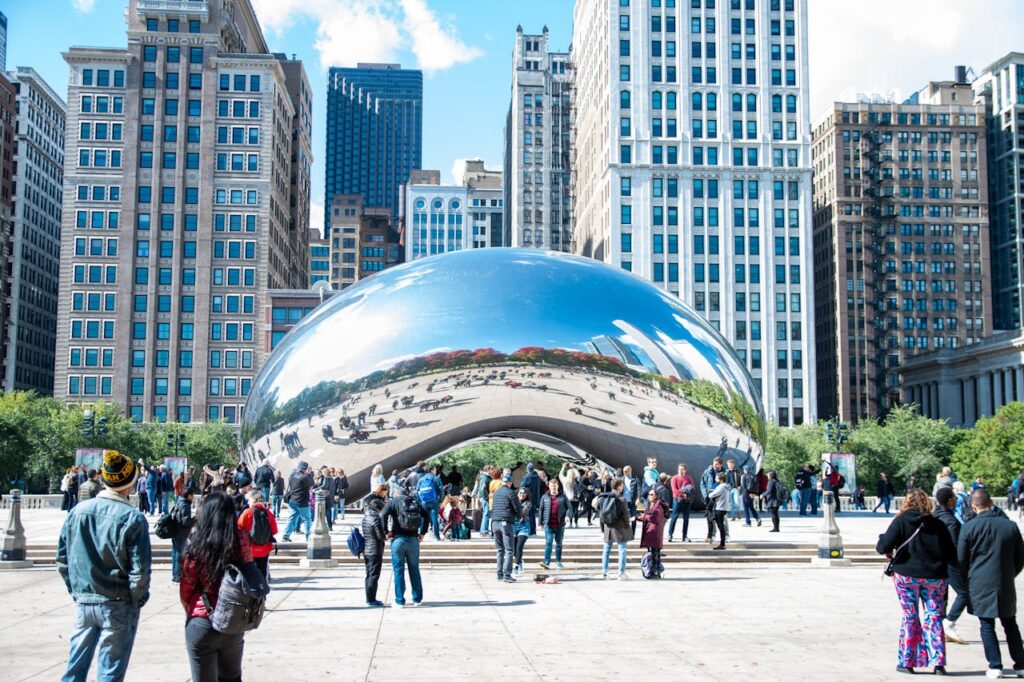 the beach millennium park Chicago with kids itinerary