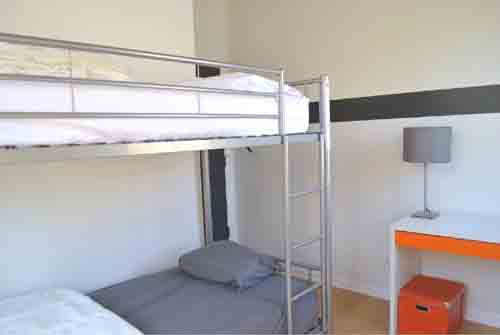 Oak 112 Hostel