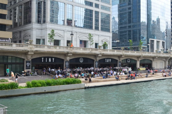 Best Waterfront Bars and Restaurants in Chicago