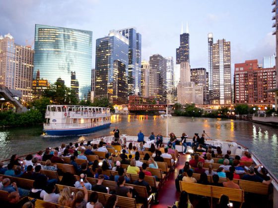 Chicago River and Lake Architecture Cruise