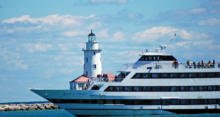 Spirit of Chicago Lunch Cruises