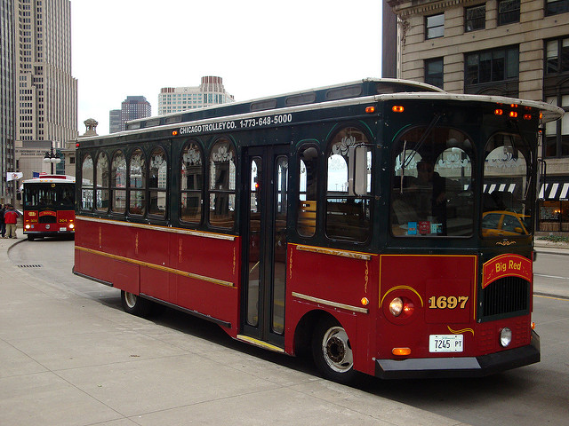 Chicago Hop-on Hop-off Trolley and Double Decker Tour