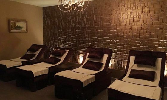 Versailles Massage & Bar Grill