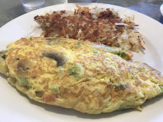 Fluffy Vegetarian Omelet from Des Plaines Family Diner