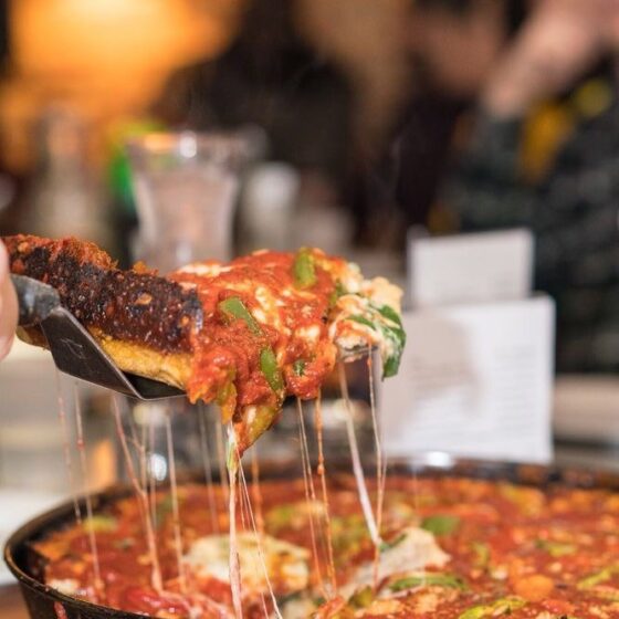 pequods pizza lincoln park