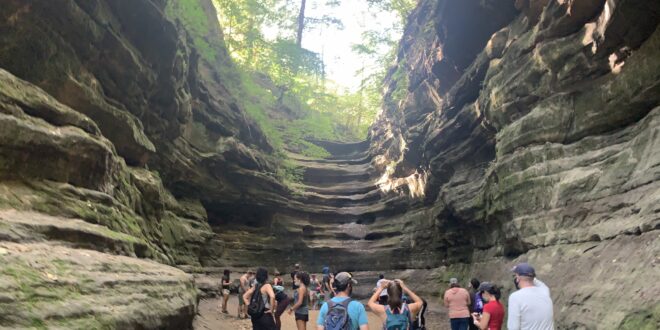 Starved Rock State Park St. Louis Canyon Waterfall