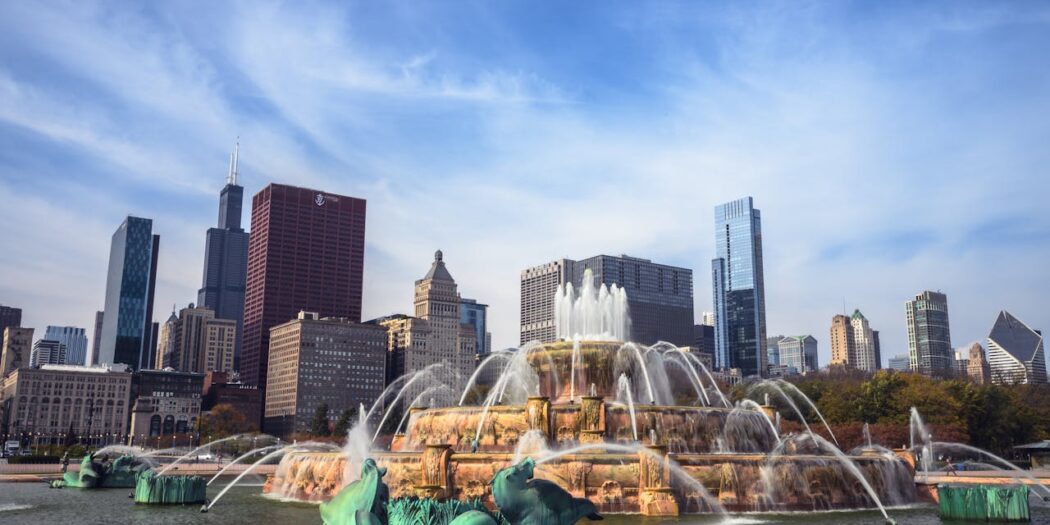 Chicago's Buckingham Fountain and Skyline Summer Itinerary
